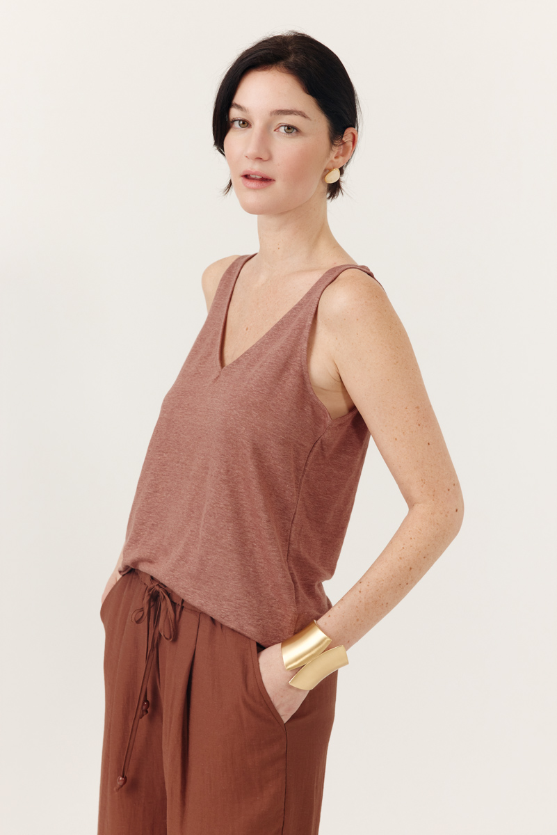 TOP OLVIANE COLOR MARRÓN CLARO 1